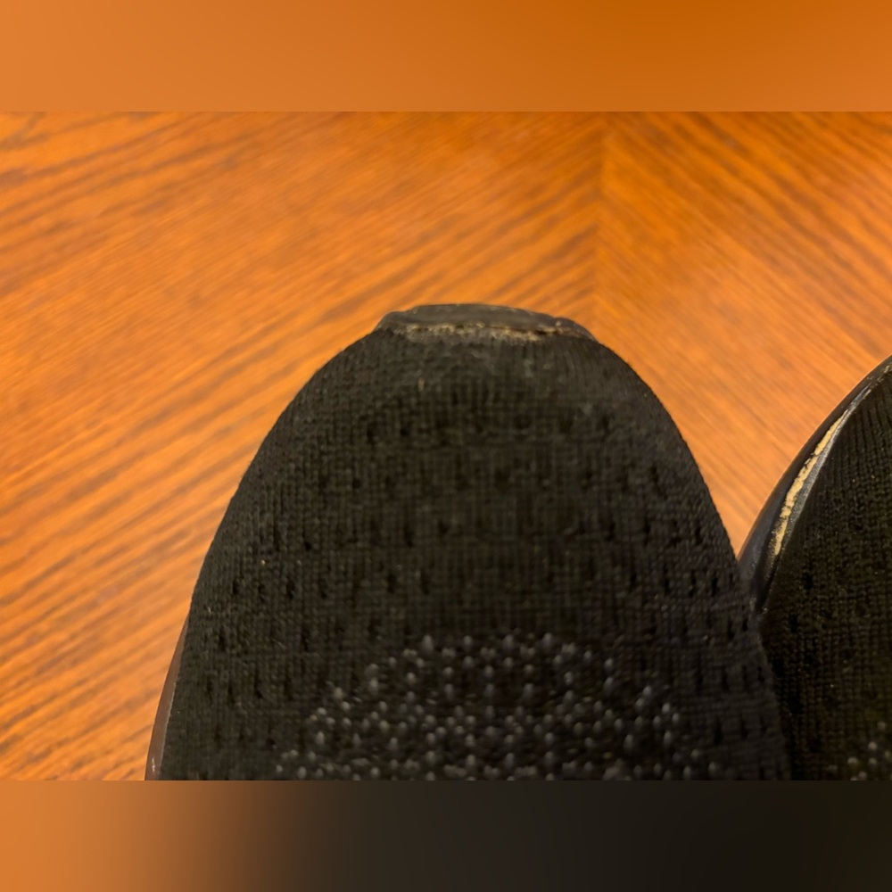 Brooks Levitate Black Running Shoes - Picture 8 of 11